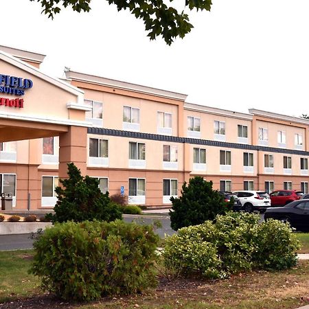 וינזדור לוקס Fairfield Inn Hartford Airport מראה חיצוני תמונה